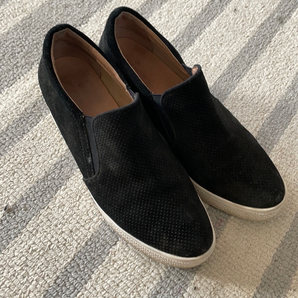 Women’s black slip on wedge loafer
